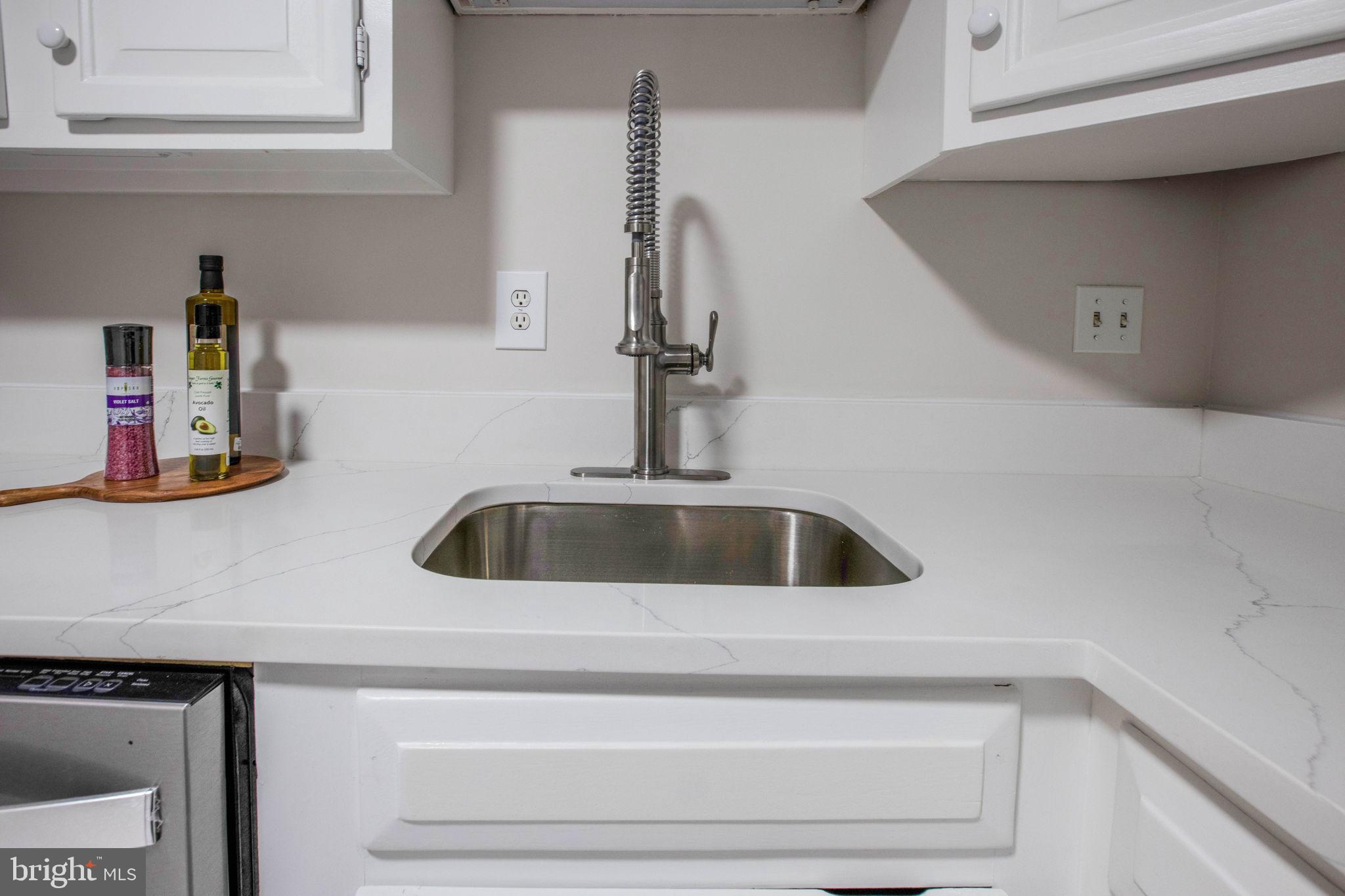 1800 Old Meadow Road, Unit 305 McLean, VA 22102 - Photo 6 of 26