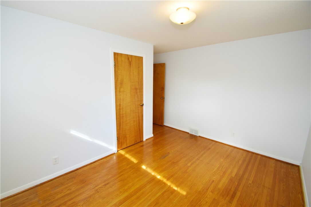 97 Highledge Drive Penfield, NY 14526 - Photo 27 of 43 Bedroom 2