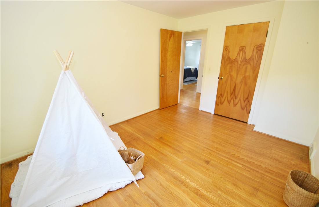 97 Highledge Drive Penfield, NY 14526 - Photo 29 of 43 Bedroom 3