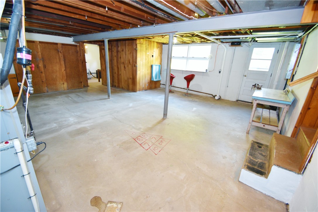97 Highledge Drive Penfield, NY 14526 - Photo 35 of 43 Walk-out Basement