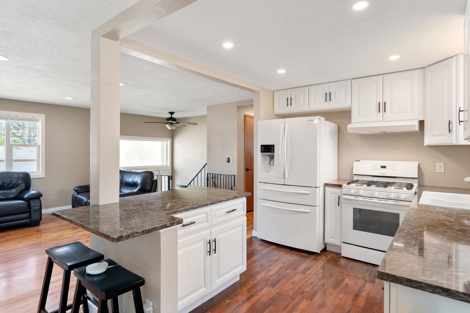 227 West Barnes Road Spokane, WA 99218 - Photo 9 of 40 Gallery Image 9
