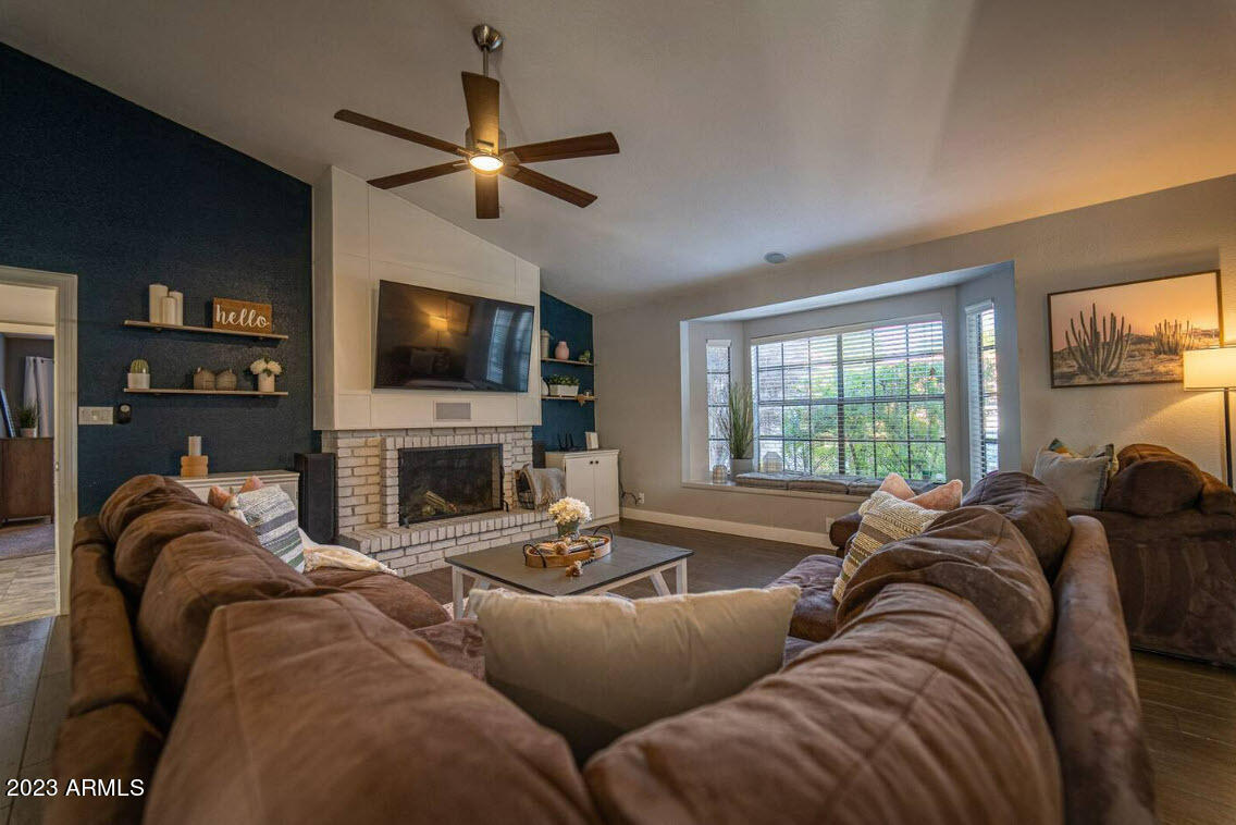 1406 North Pasadena Mesa, AZ 85201 - Photo 18 of 49 2023-03-07_8-05-28