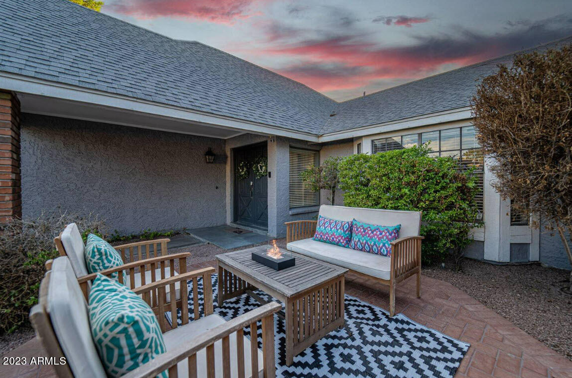 1406 North Pasadena Mesa, AZ 85201 - Photo 3 of 49 2023-03-07_8-00-36