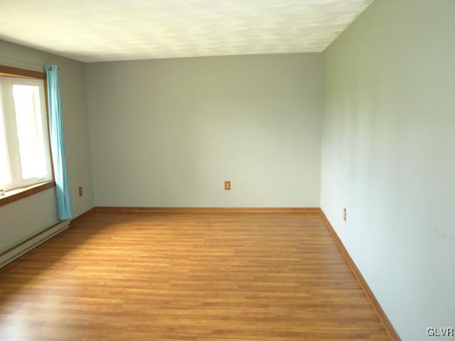 203 Rhoades Road Kutztown, PA 19530 - Photo 3 of 24 Gallery Image 3