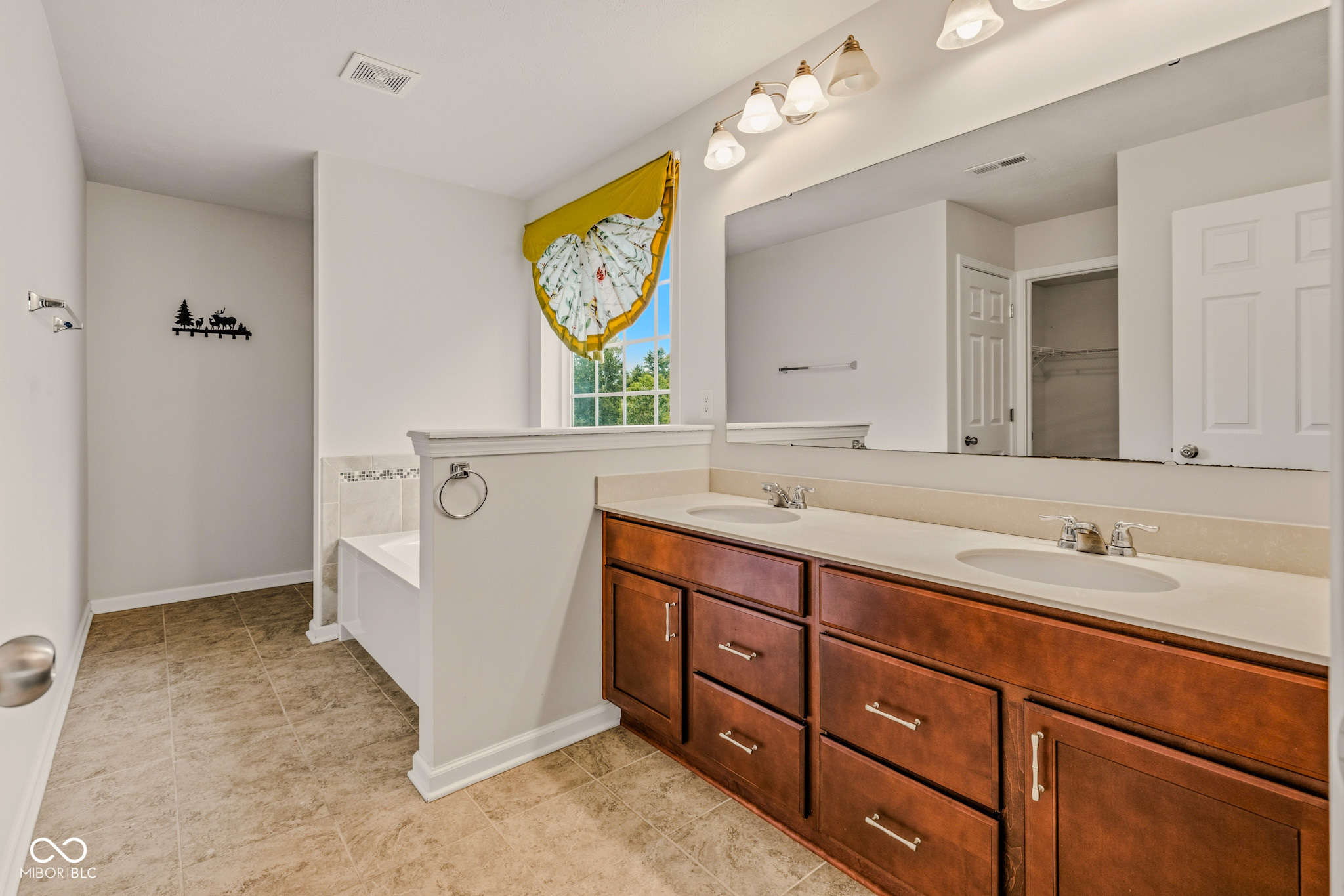 7048 Stoney Ridge Drive Columbus, IN 47201 - Photo 40 of 52 Gallery Image 40