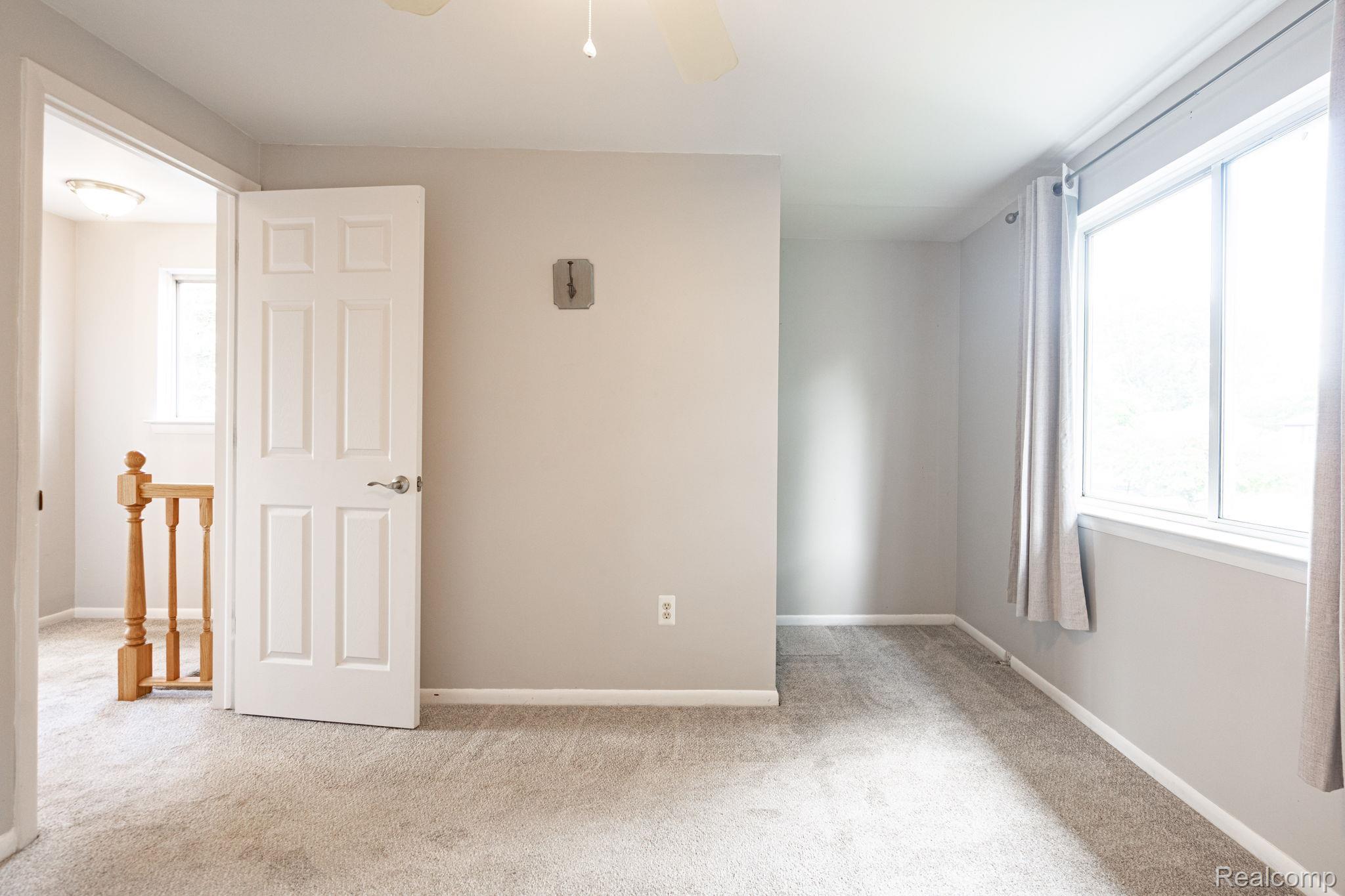 1642 Dancer Drive Rochester, MI 48307 - Photo 20 of 36 26-web-or-mls-interiors-17.jpg