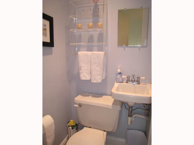 2371 Bryden Road Columbus, OH 43209 - Photo 9 of 18