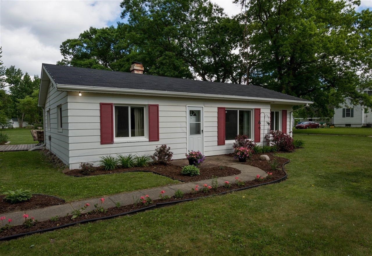 7270 Neff Road Mount Morris, MI 48458 - Photo 2 of 17