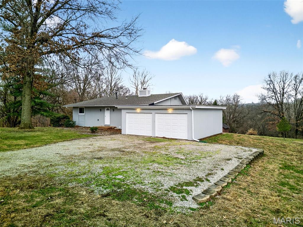 2903 Airport Road Godfrey, IL 62035 - Photo 7 of 70