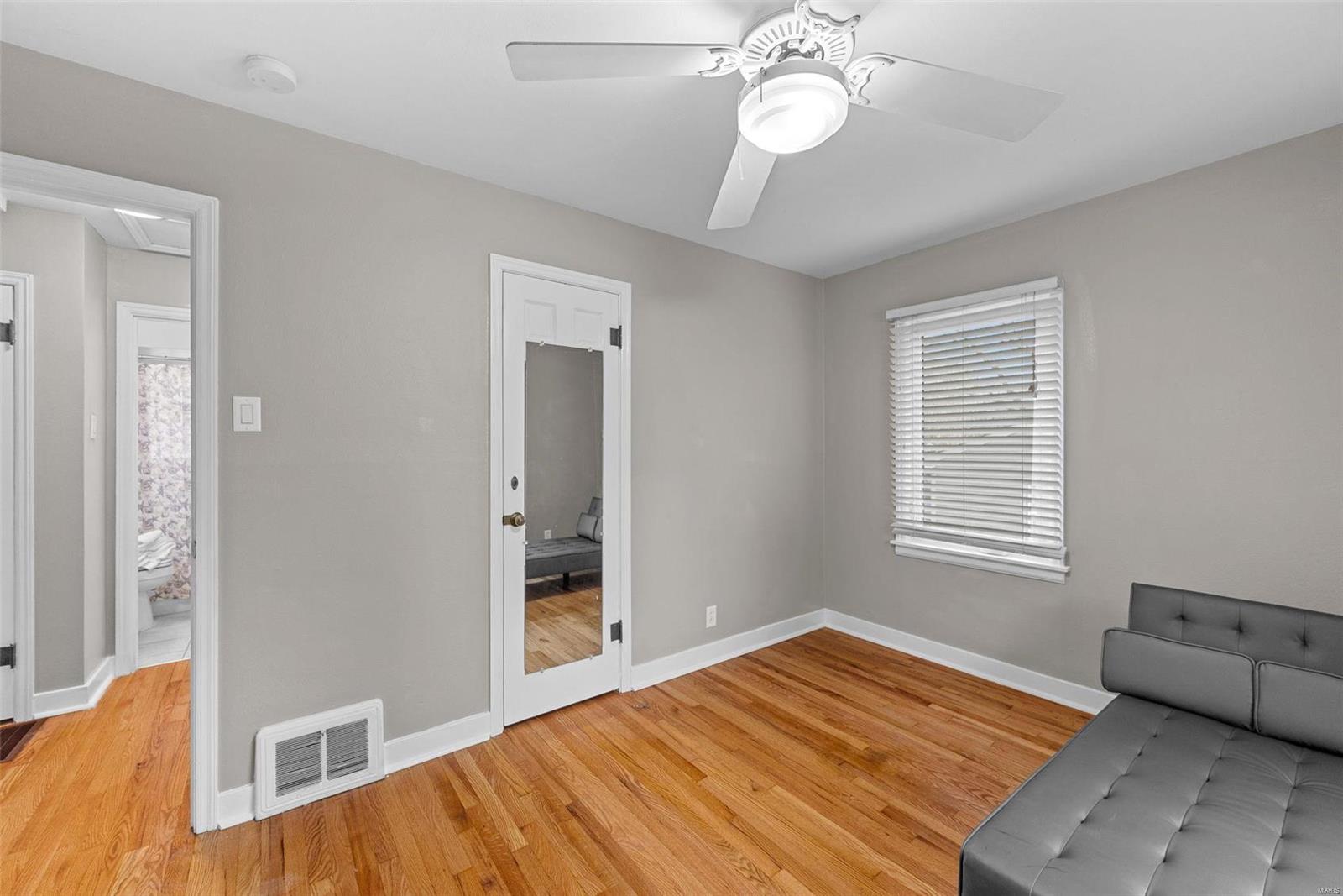 821 Edgar Road St. Louis, MO 63119 - Photo 13 of 26 Gallery Image 13