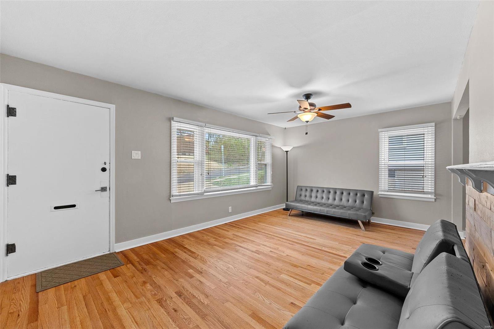 821 Edgar Road St. Louis, MO 63119 - Photo 5 of 26 Gallery Image 5