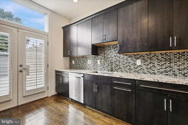 $1,500,000 | 1109 I Street Northeast, Washington, DC 20002