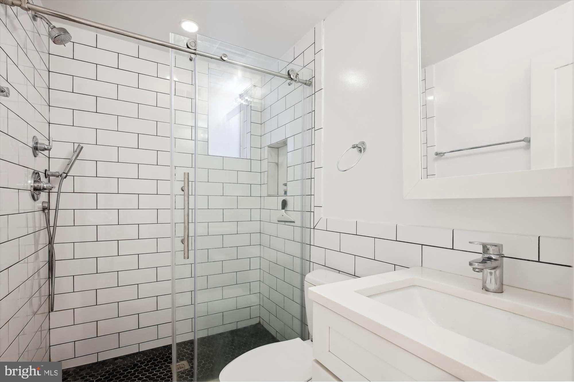 1109 I Street Northeast Washington, DC 20002 - Photo 21 of 37