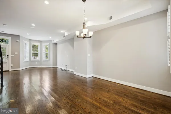 $1,500,000 | 1109 I Street Northeast, Washington, DC 20002