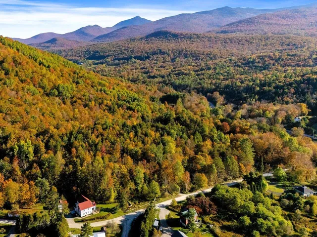 $985,000 | 394-396 Beane Road, Huntington, VT 05462