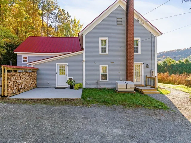 $985,000 | 394-396 Beane Road, Huntington, VT 05462