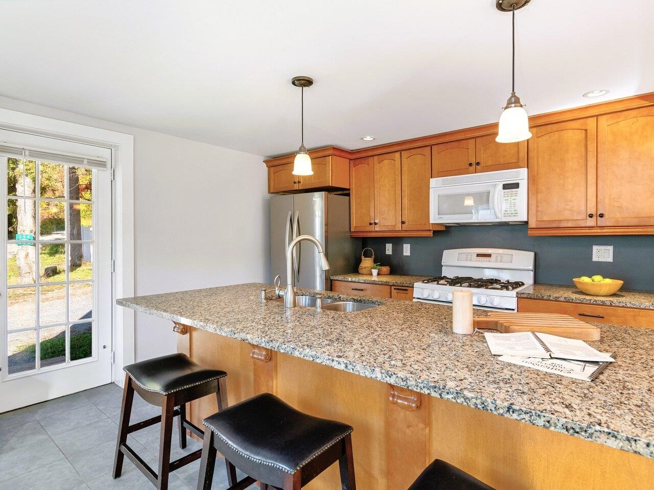 394-396 Beane Road Huntington, VT 05462 - Photo 7 of 53