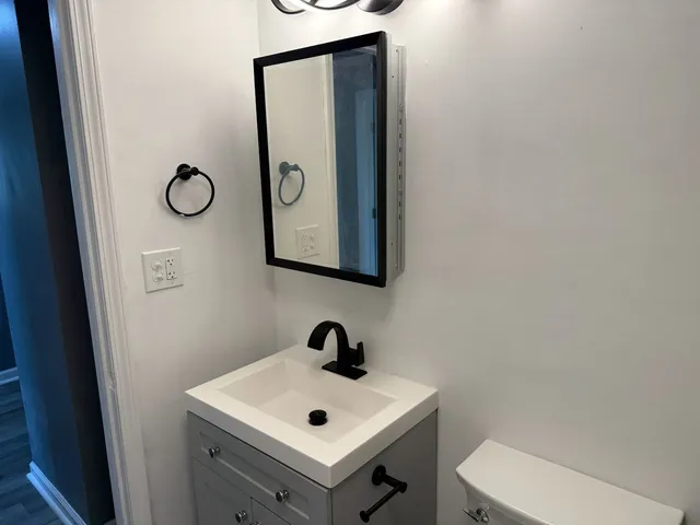 $1,800 | 3141 Green Street, Unit 3141, Steger, IL 60475