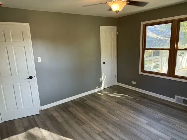 $1,800 | 3141 Green Street, Unit 3141, Steger, IL 60475