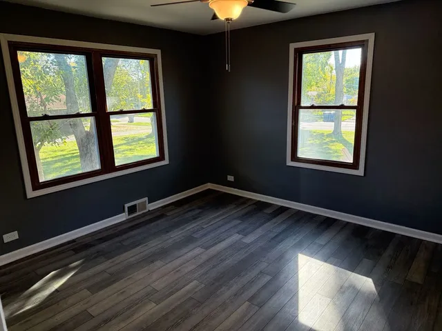 $1,800 | 3141 Green Street, Unit 3141, Steger, IL 60475