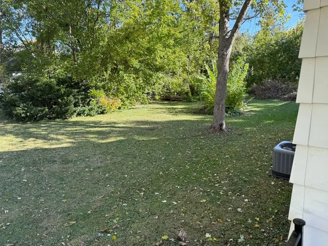 $1,800 | 3141 Green Street, Unit 3141, Steger, IL 60475