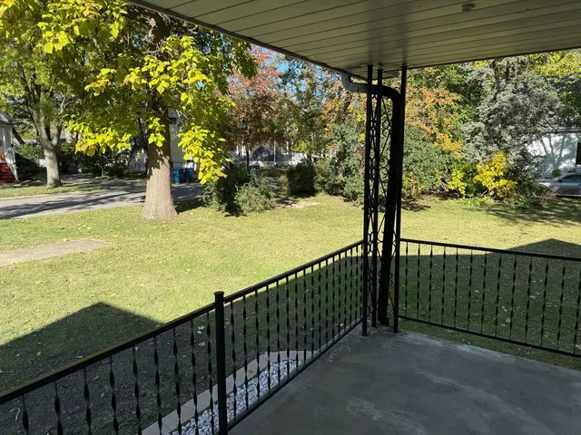 $1,800 | 3141 Green Street, Unit 3141, Steger, IL 60475