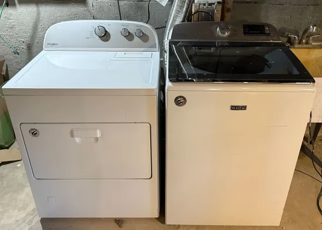 $1,800 | 3141 Green Street, Unit 3141, Steger, IL 60475