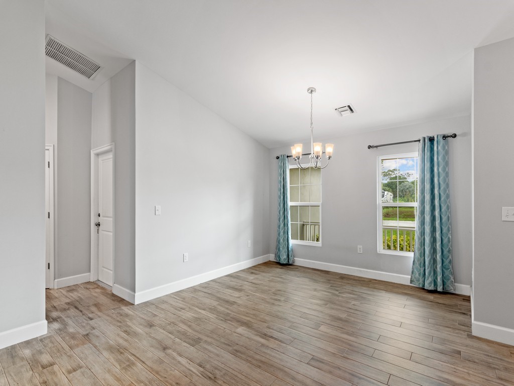 525 Fleming Street Sebastian, FL 32958 - Photo 7 of 28