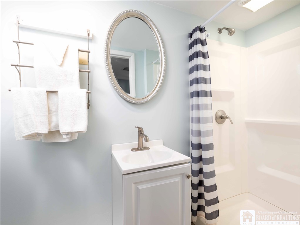 12943 Allegany Road Hanover, NY 14081 - Photo 24 of 31 back bath
