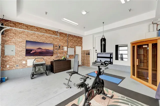 $2,899,000 | 620 Huntington Street, Huntington Beach, CA 92648