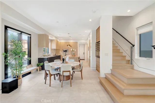 $2,899,000 | 620 Huntington Street, Huntington Beach, CA 92648