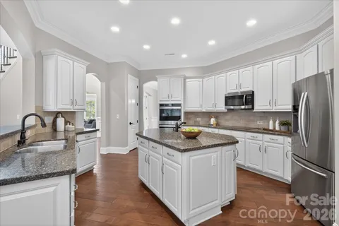 $1,100,000 | 11505 Wheat Ridge Road, Charlotte, NC 28277