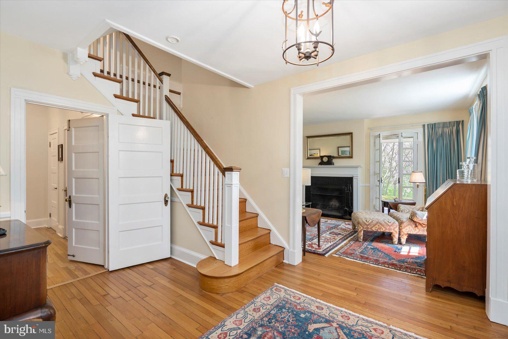 600 Somerset Road Baltimore, MD 21210 - Photo 3 of 59 a view of entryway livingroom and hall with wooden floor