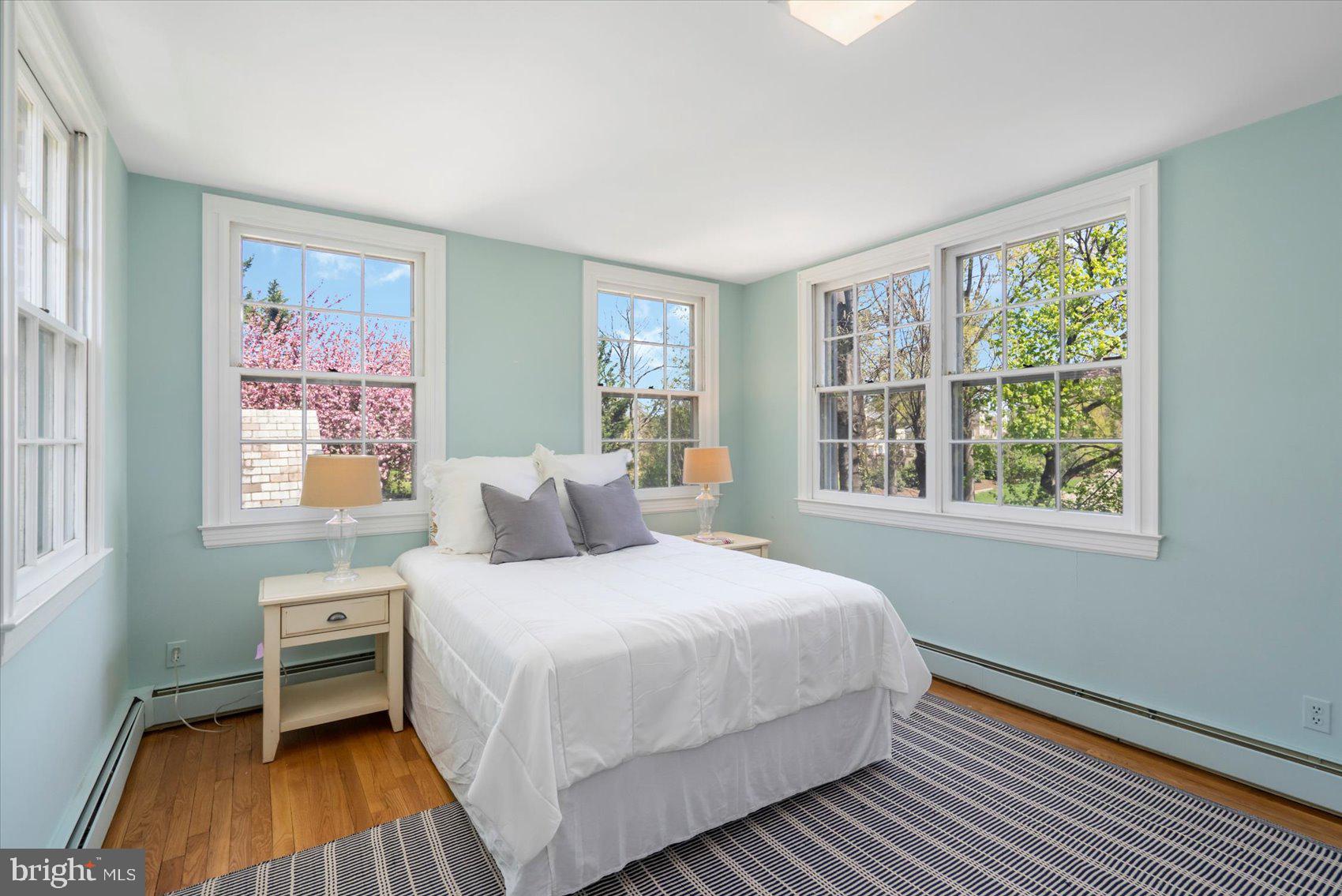 600 Somerset Road Baltimore, MD 21210 - Photo 38 of 59 a bedroom with a bed and a window
