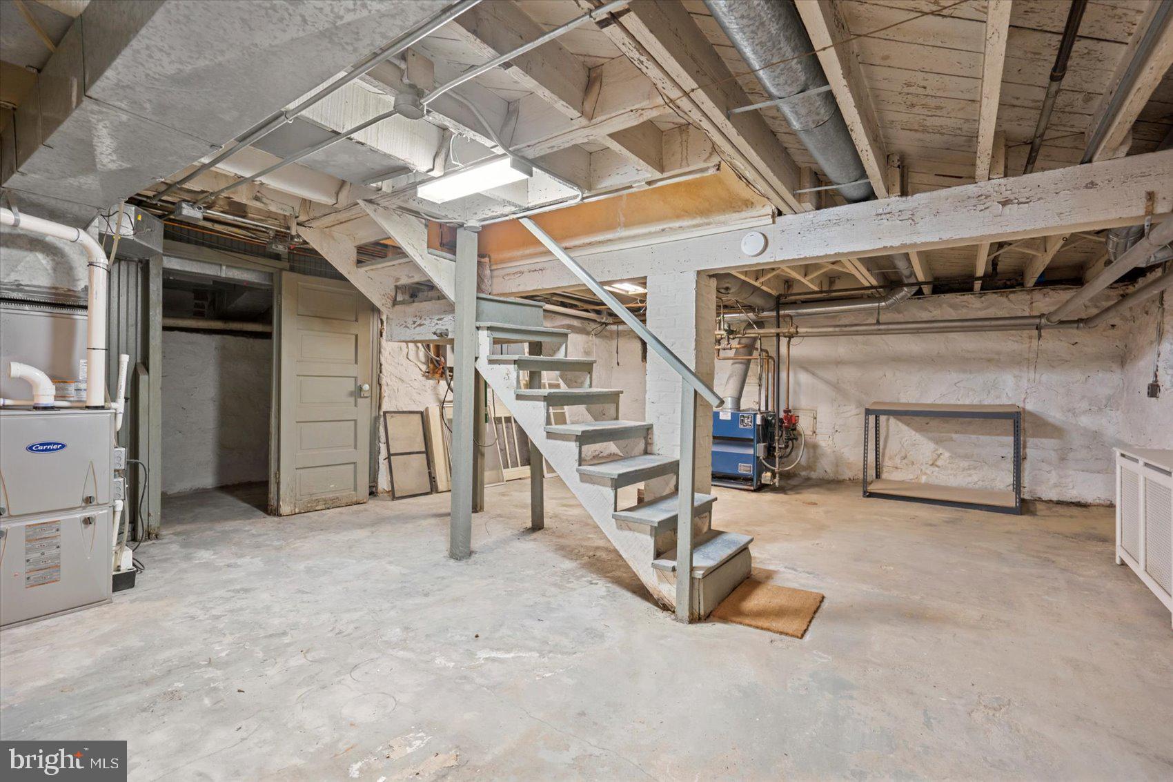 600 Somerset Road Baltimore, MD 21210 - Photo 47 of 59 a view of a garage with furniture