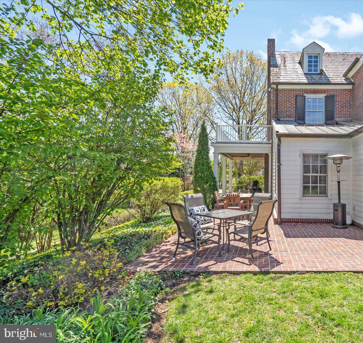 600 Somerset Road Baltimore, MD 21210 - Photo 49 of 59 a view of a house with backyard porch and sitting area