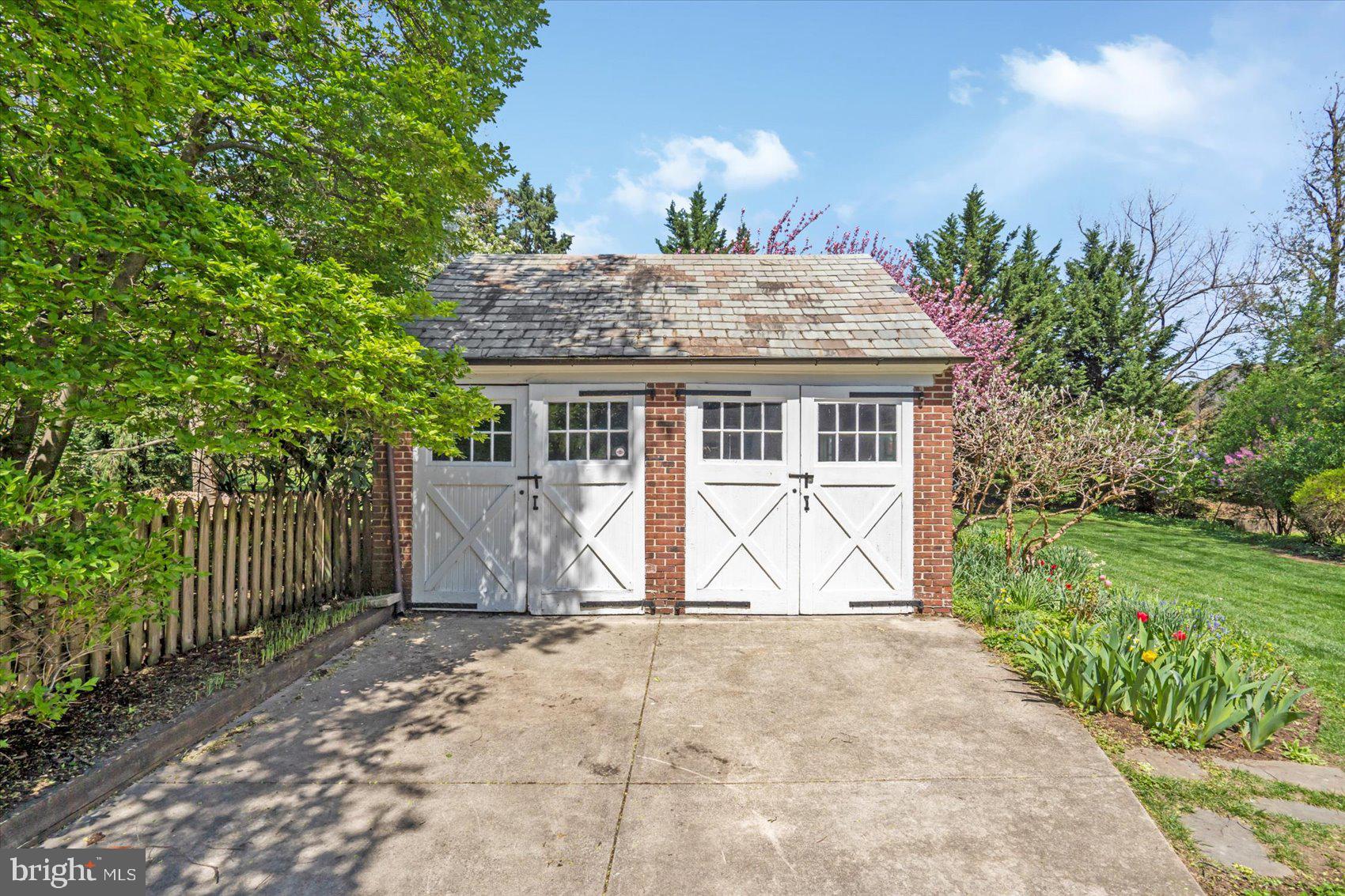 600 Somerset Road Baltimore, MD 21210 - Photo 54 of 59 a view of a house with a yard