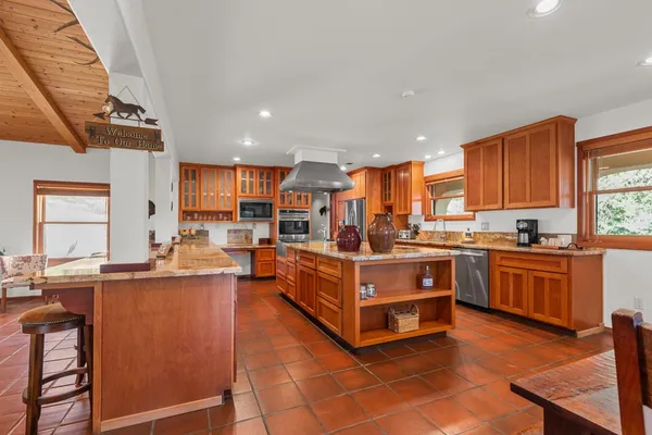 $1,390,000 | 14801 Vaira Ranch Road, Drytown, CA 95699