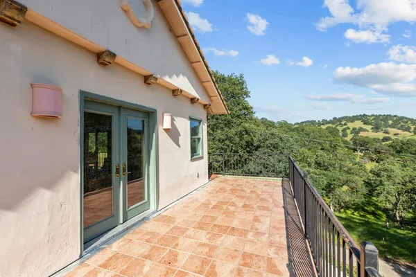 $1,390,000 | 14801 Vaira Ranch Road, Drytown, CA 95699