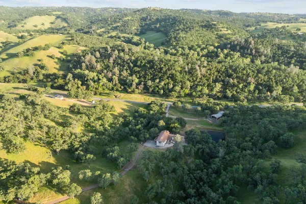 $1,390,000 | 14801 Vaira Ranch Road, Drytown, CA 95699