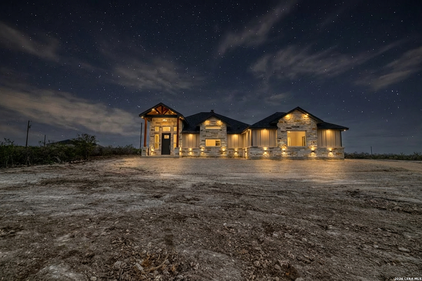 22 Greystone Hills Uvalde, TX 78801 - Photo 2 of 68