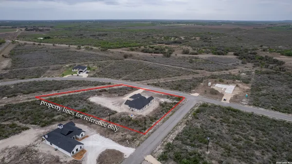 $539,900 | 22 Greystone Hills, Uvalde, TX 78801