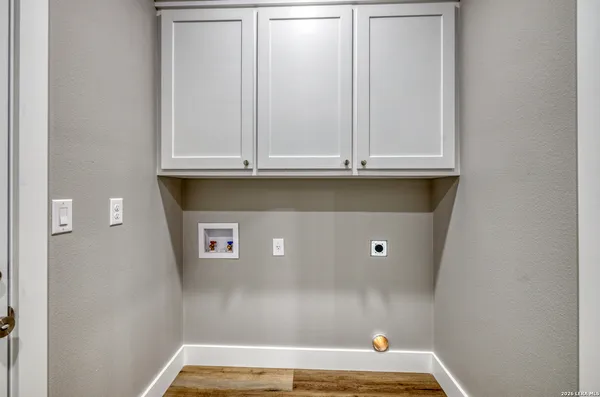 $539,900 | 22 Greystone Hills, Uvalde, TX 78801