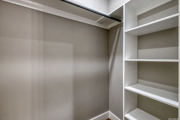 $539,900 | 22 Greystone Hills, Uvalde, TX 78801