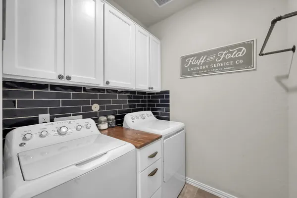 $449,900 | 27815 Overton Hollow Drive, Spring, TX 77386