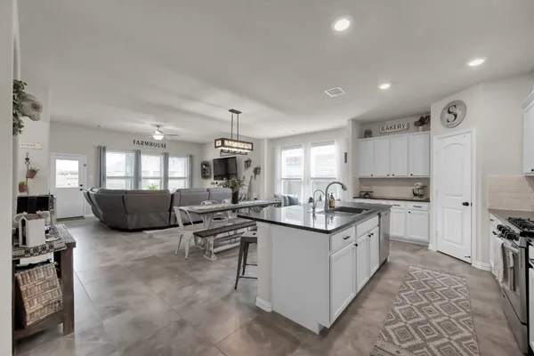 $449,900 | 27815 Overton Hollow Drive, Spring, TX 77386