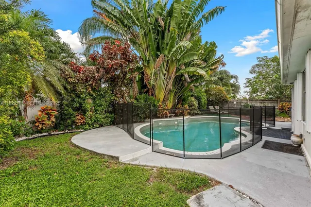 $570,000 | 3321 Northwest 64th Street, Fort Lauderdale, FL 33309