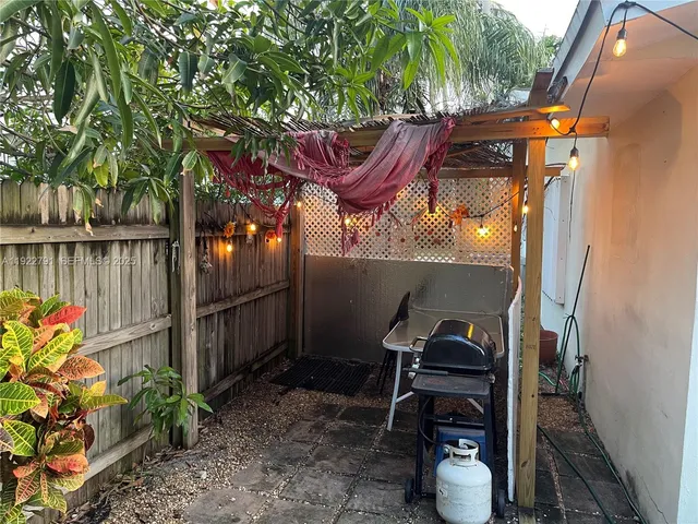 $570,000 | 3321 Northwest 64th Street, Fort Lauderdale, FL 33309