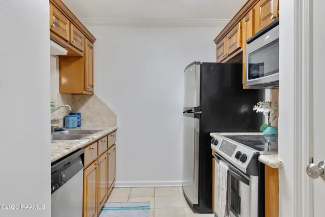 $79,000 | 112 Hillside Drive, Unit 16, Lafayette, LA 70503