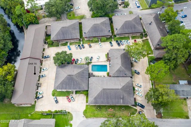 $79,000 | 112 Hillside Drive, Unit 16, Lafayette, LA 70503